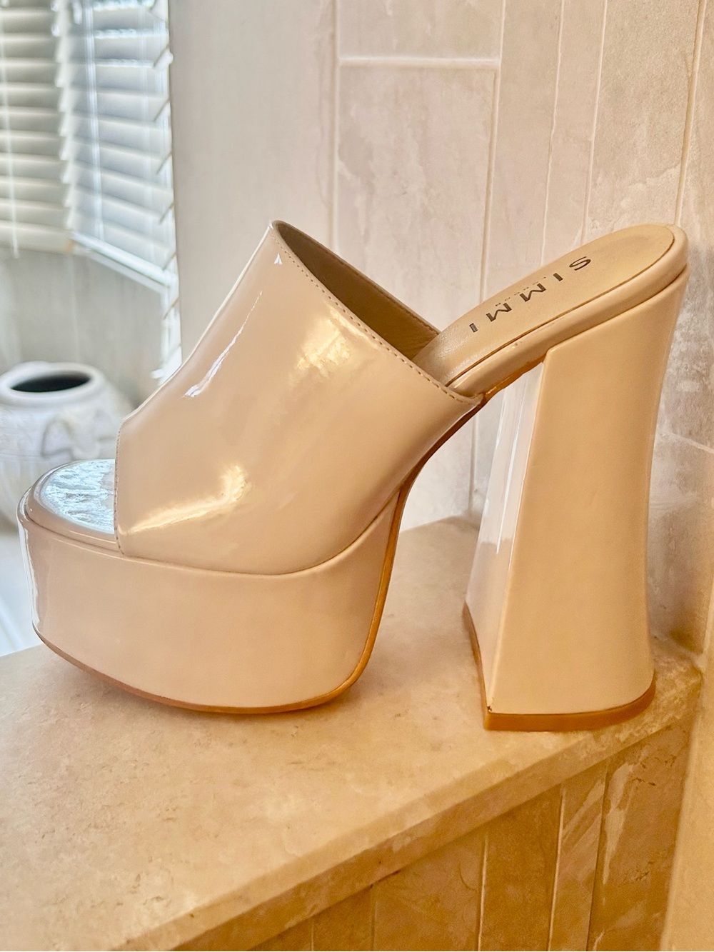 SIMMI Cream Patent Platform Block Heel Mule